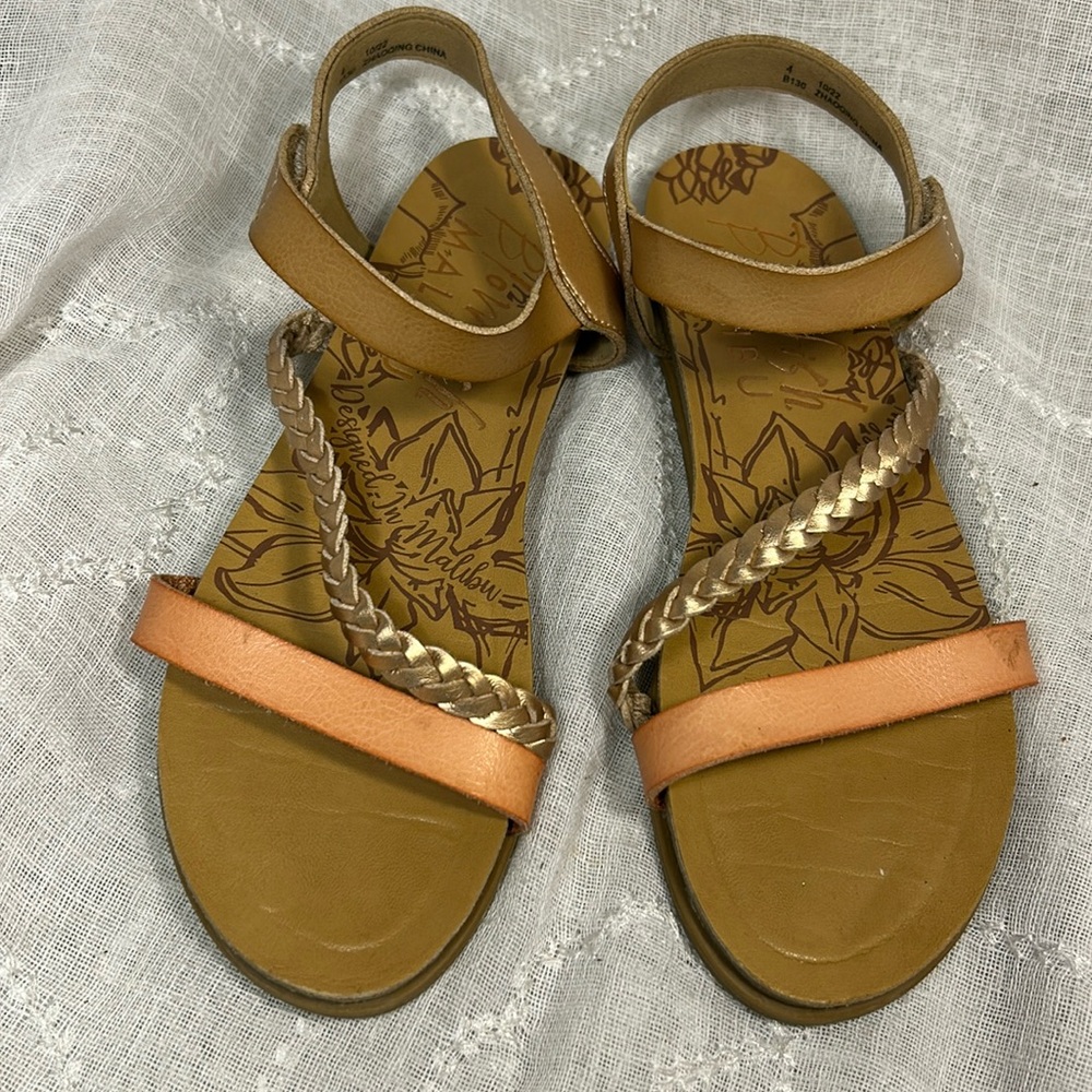 Blowfish Malibu almost new sandals